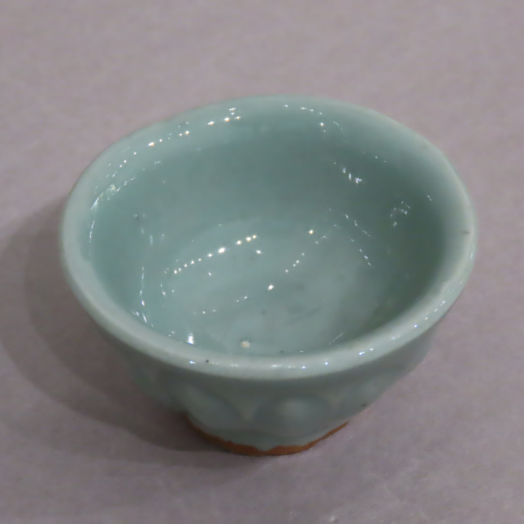 青磁盃（鐘渓窯） by Kanjiro Kawai | TSUNAGU