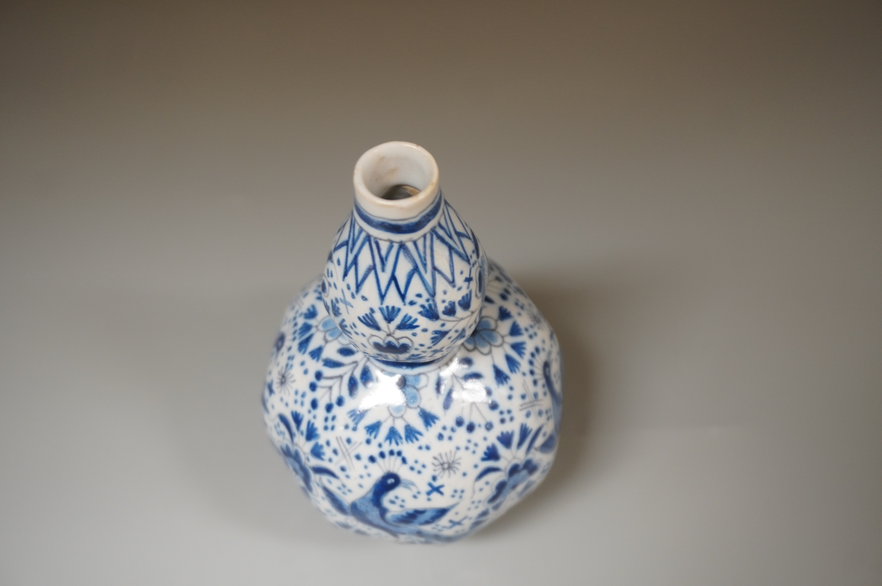 超希少 京阿蘭陀 茶筒 白釉藍彩 江戸時代後期 smallflowervase7.jpg