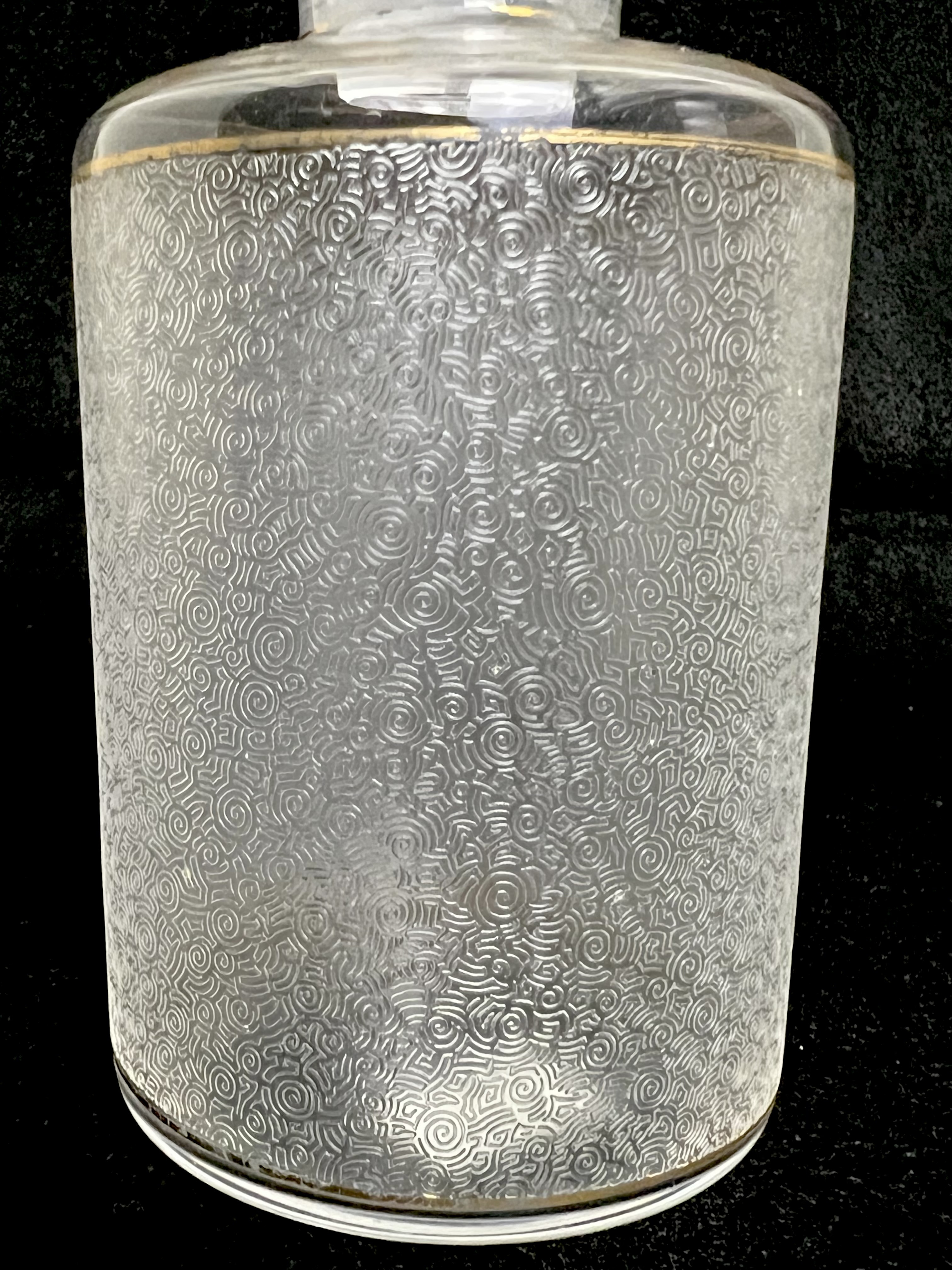 オールドバカラ金彩ウイスキーボトル | TSUNAGU東美｜東美ECモール