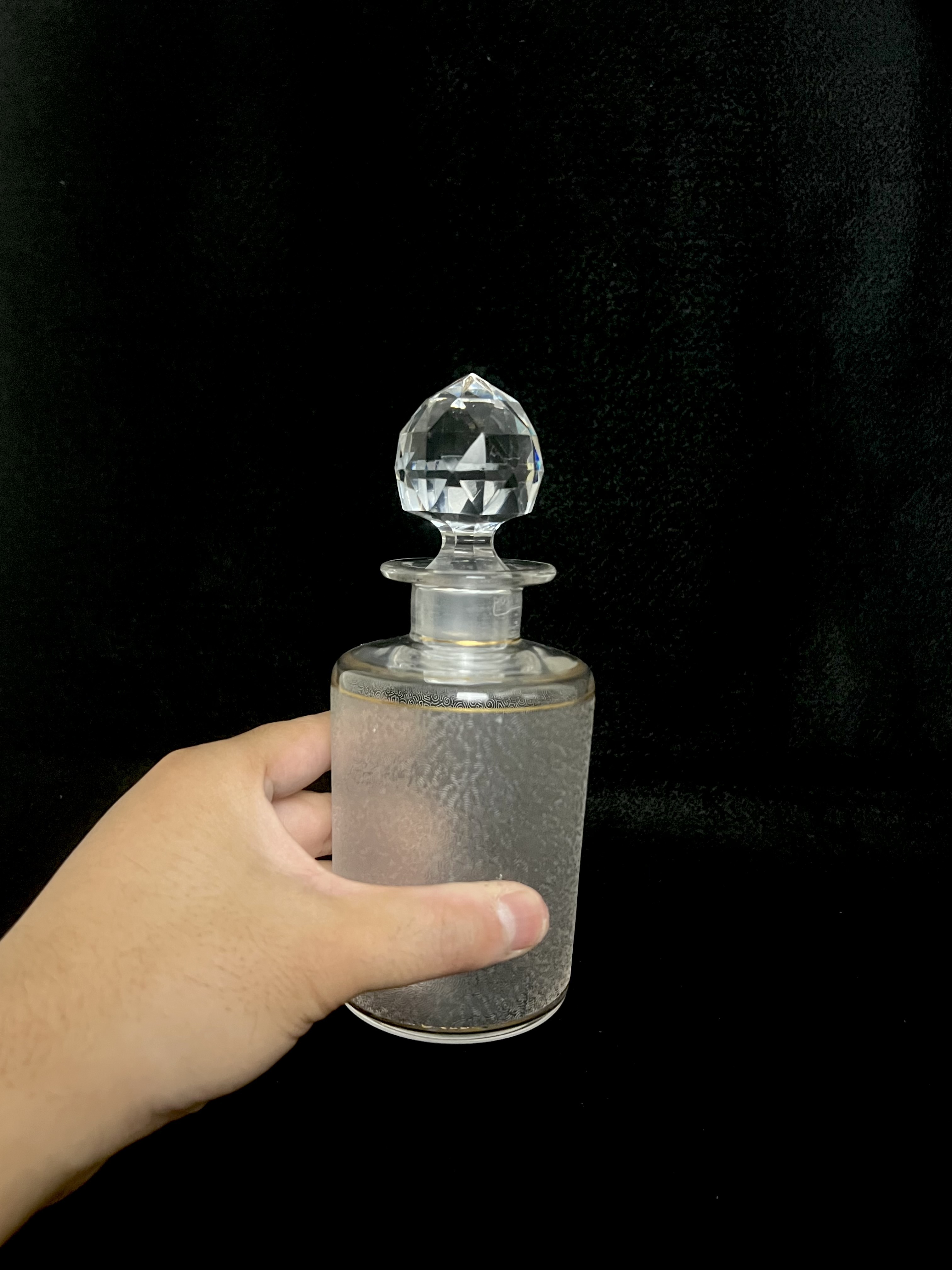 オールドバカラ金彩ウイスキーボトル | TSUNAGU東美｜東美ECモール